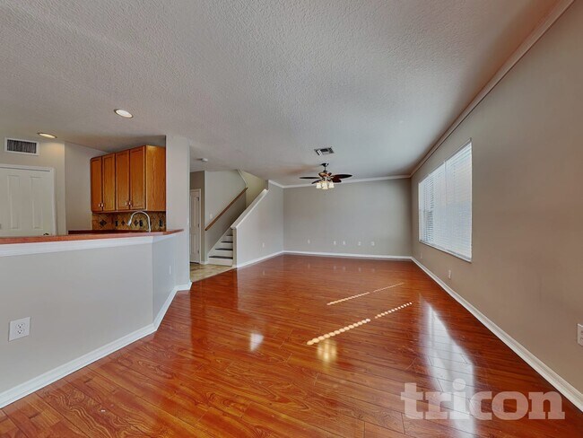 Foto del edificio - 3523 Hunting Creek Loop