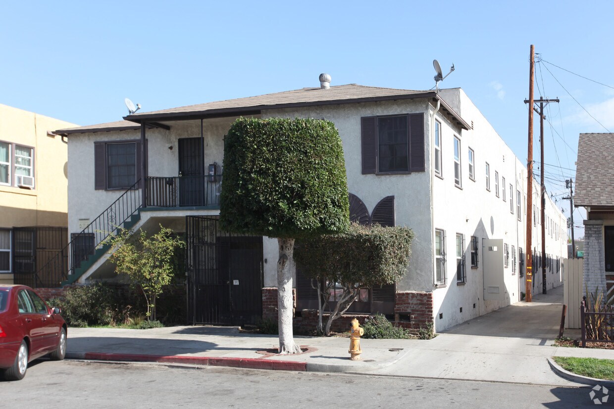 Primary Photo - 434 Olive Ave