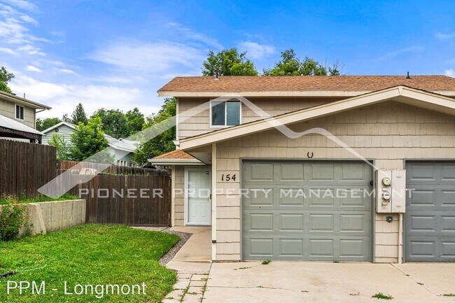 Foto del edificio - 3 br, 1.5 bath House - 154 Judson St