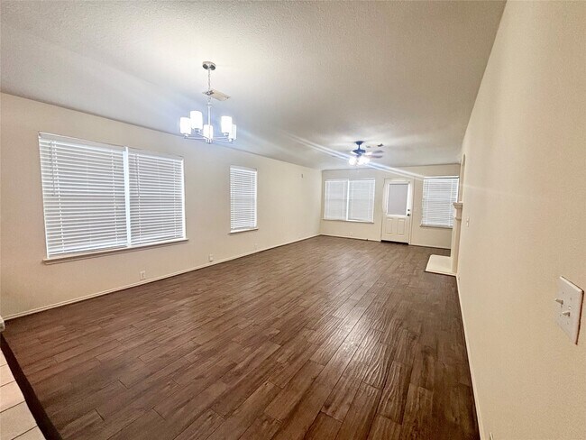 Building Photo - 14918 Sugar Mist Ln