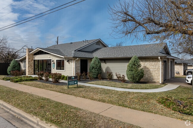 Building Photo - Rock Springs Duplexes