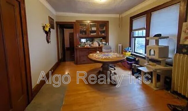 Foto del edificio - 3340 Stevens Ave