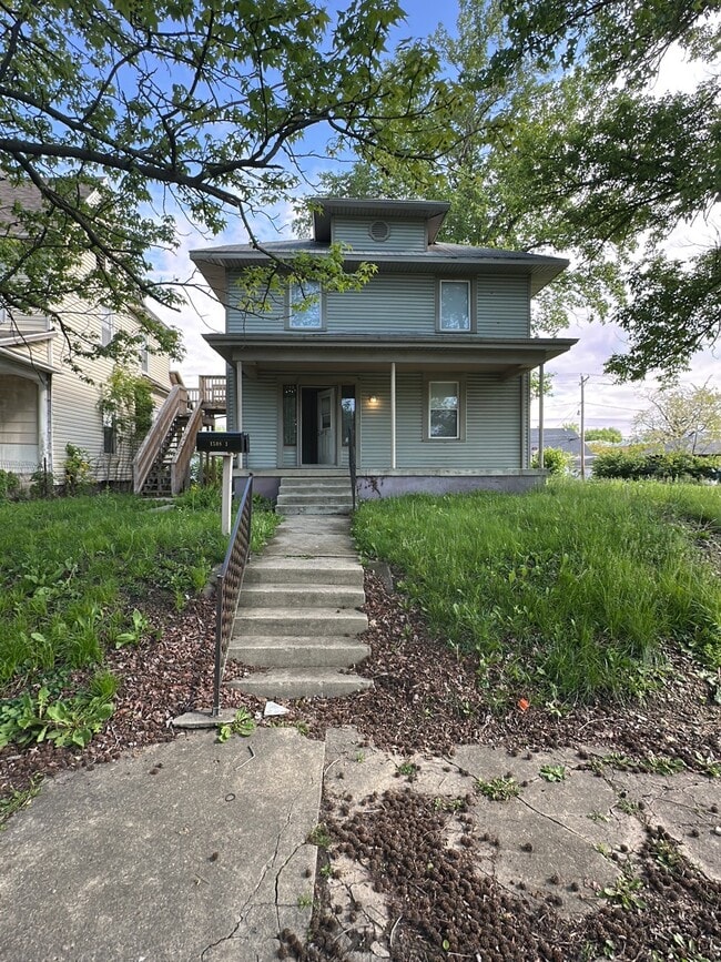 Building Photo - 1508 E Main St