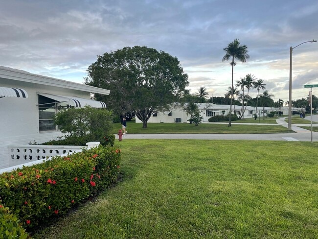 Foto del edificio - 2003 SW 18th St