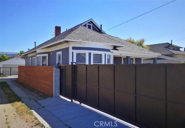 Building Photo - 1356 W 30th St