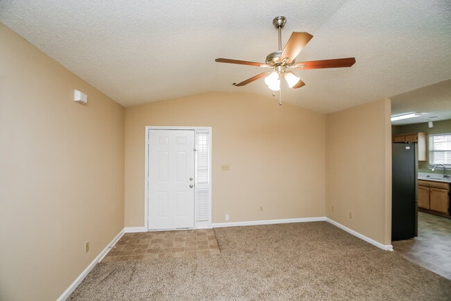 Building Photo - 242 Brandon Ridge Cir