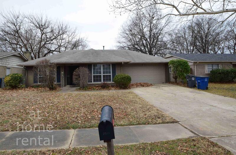 Foto principal - 2322 S 107th E Ave