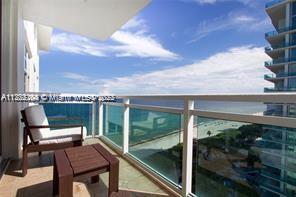 Foto del edificio - 6917 Collins Ave
