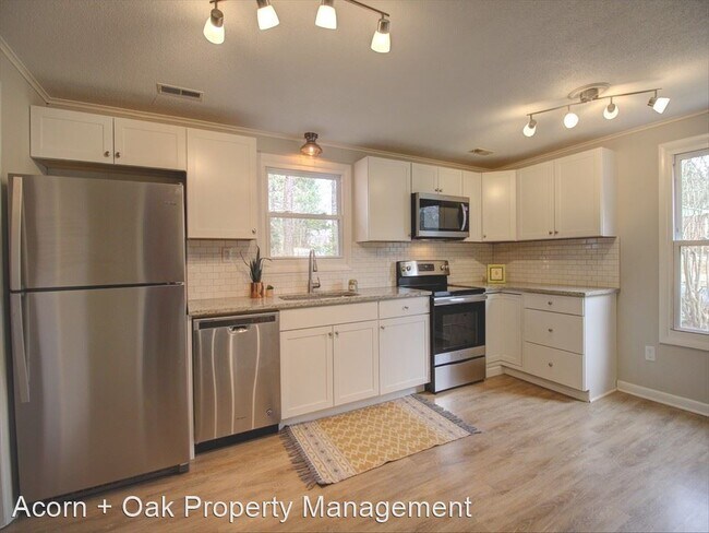 Building Photo - 3 br, 1 bath House - 2600 Glenbrook Dr.