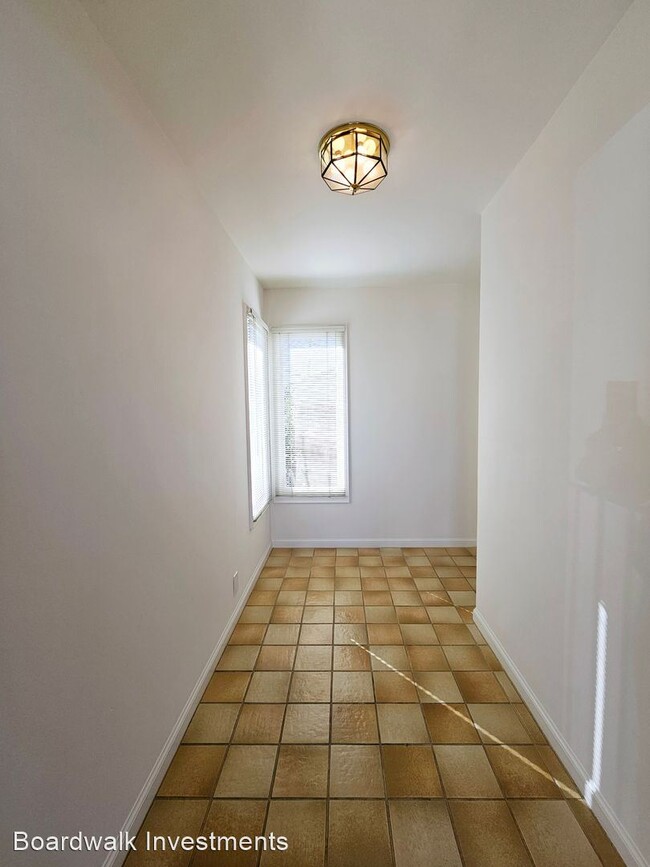 Building Photo - 4 br, 3.5 bath House - 439 Baden Ave