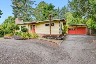 Building Photo - 6009 SW Taylors Ferry Rd