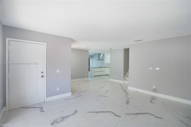 Building Photo - 2 br, 2.5 bath House - 20904 Leeward Ct
