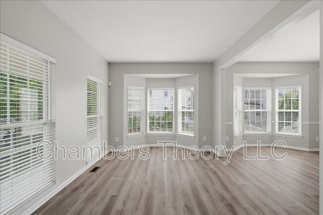 Building Photo - 42211 Marcy Way