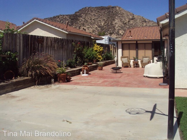 Building Photo - 29851 Wisteria Valley Rd