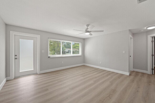 Foto del edificio - 2071 W Carrol Cir