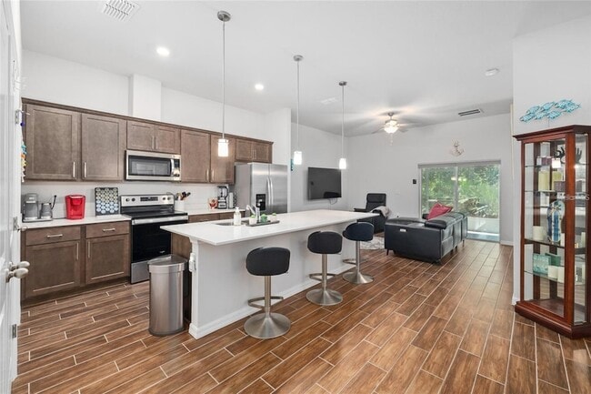 Building Photo - 37 Ullman Pl