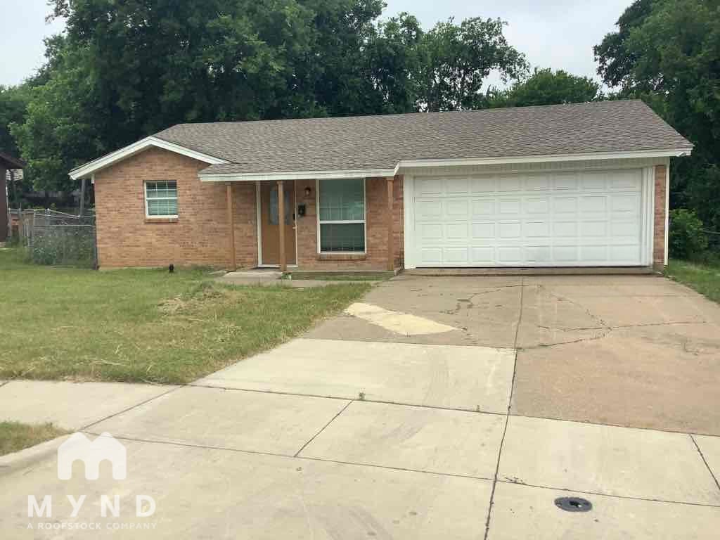 Foto principal - 353 Kirnwood Ct
