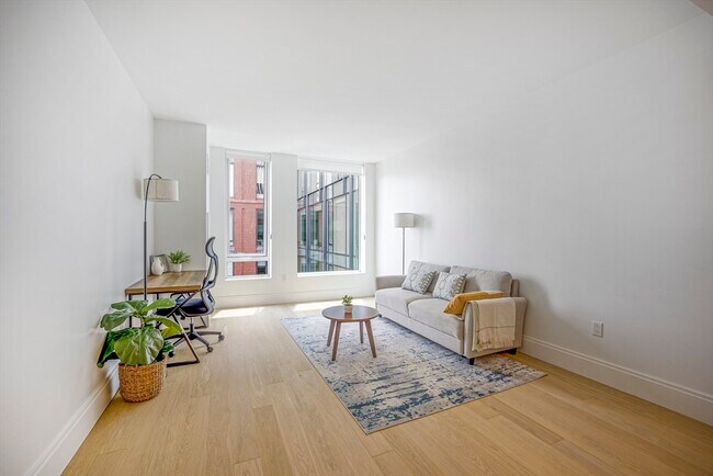 Foto del edificio - 380 Harrison Ave