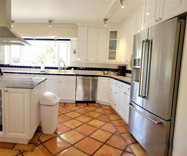 Foto del edificio - 2781 NE 23rd Ct