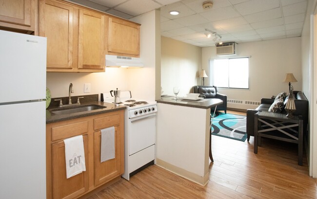 Dos habitaciones - University Towers - UofM Student Housing