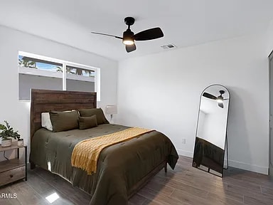 Foto del edificio - 1246 E Laguna Dr