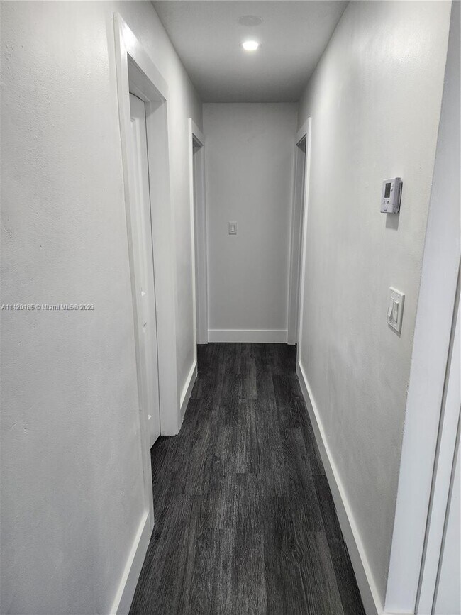 Foto del edificio - 8701 SW 36th St