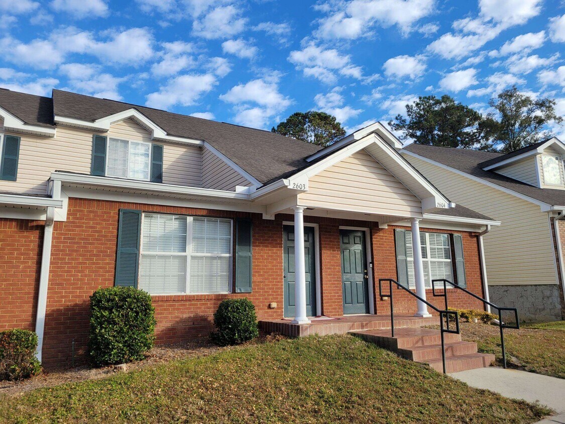 Primary Photo - 4434 Gearhart Rd