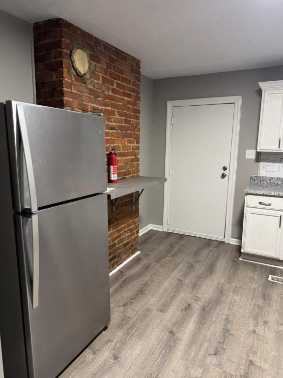 Foto del edificio - 951 S Shelby St