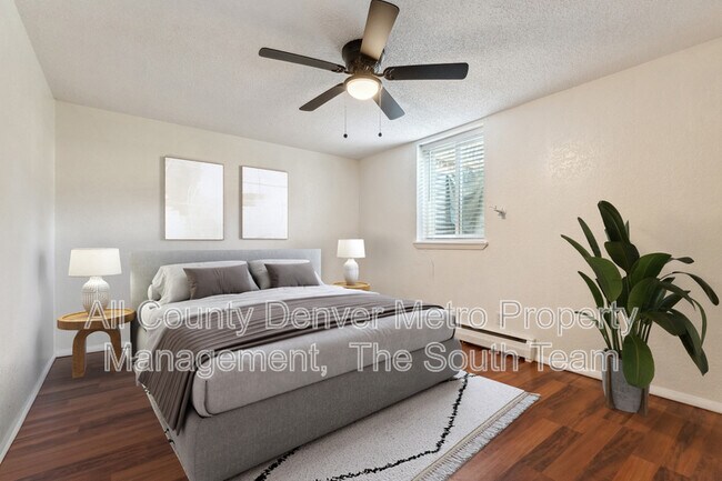 Foto del edificio - 9050 N Elm Ct