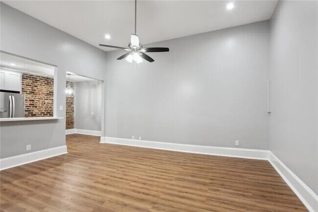 Building Photo - 601 Iberville St