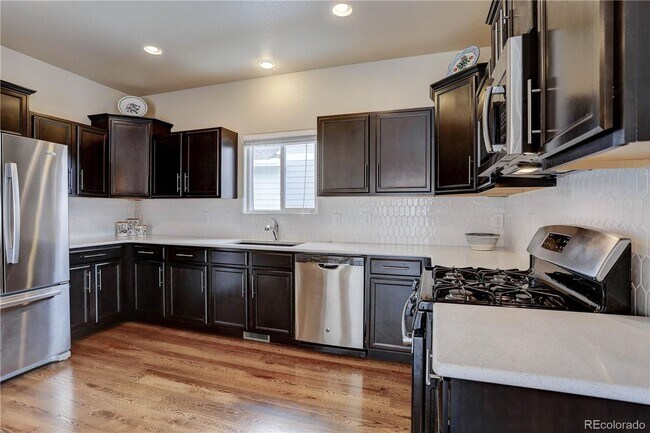 Foto del edificio - Beautiful 3 Bedroom 3 Bath Home Available for Rent!
