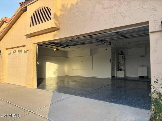 Foto del edificio - 9621 W Potter Dr