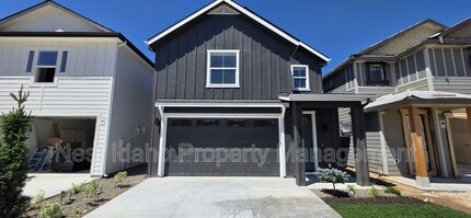 Building Photo - 1939 N Danish Ln