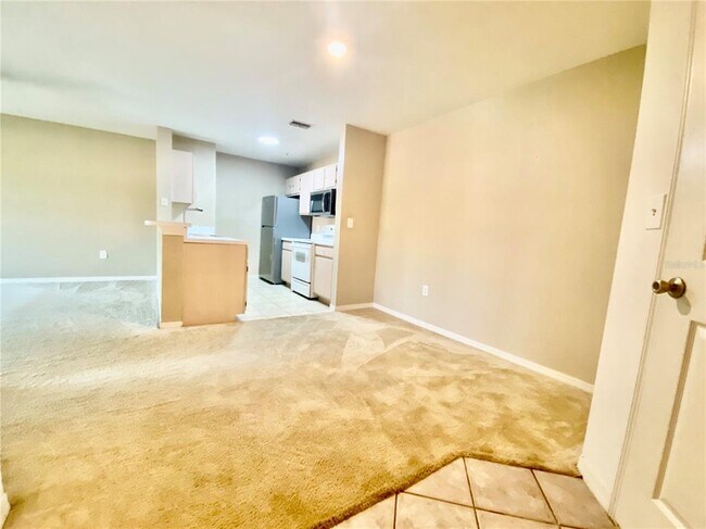 Foto del edificio - 5451 Vineland Rd