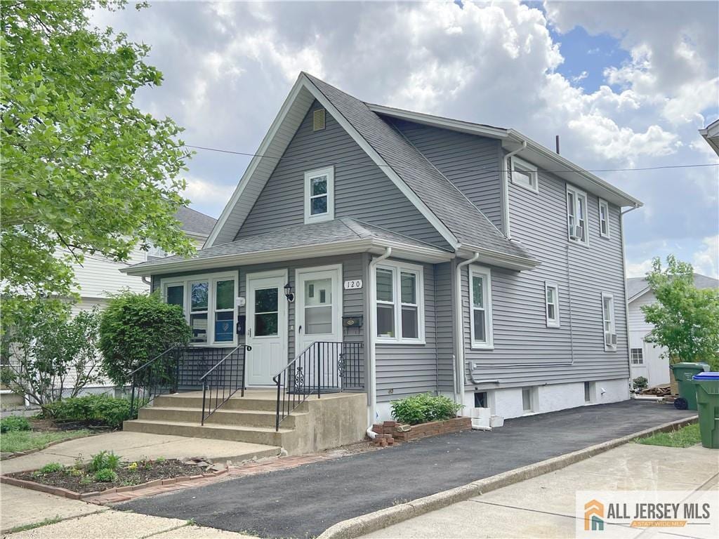 Primary Photo - 120 Hillcrest Ave