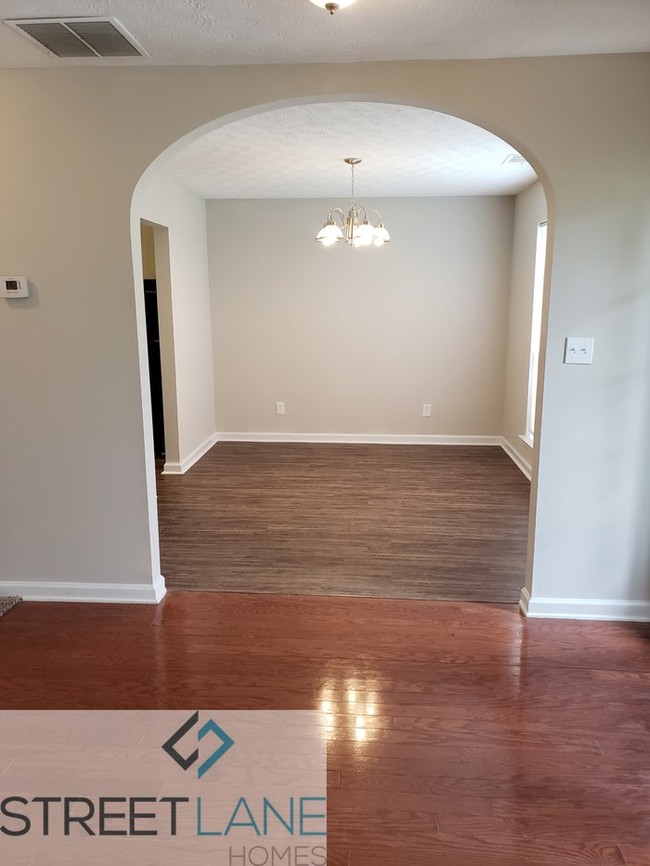 Foto del edificio - 1467 Trafalgar Way, Hampton, GA, 30228