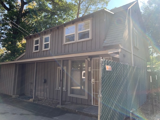 Building Photo - 1165 Hobart St