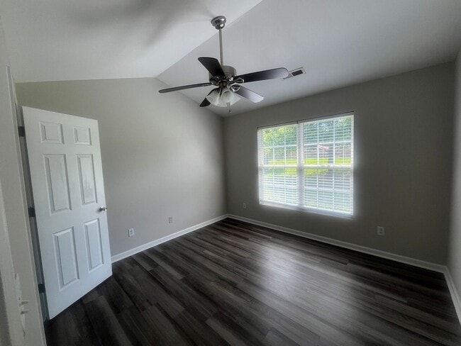 Foto del edificio - Convenient to Uptown! 3 bedroom home!