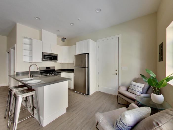 Primary Photo - bedroom in Hayward CA 94541