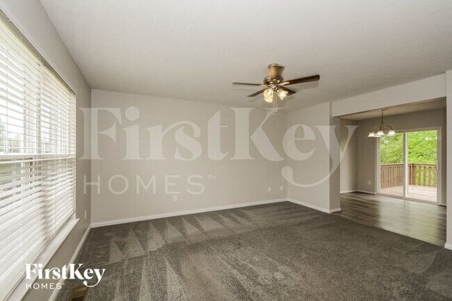Foto del edificio - 10319 McCauley Dr