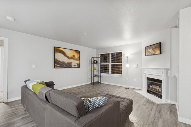 Building Photo - Alderra