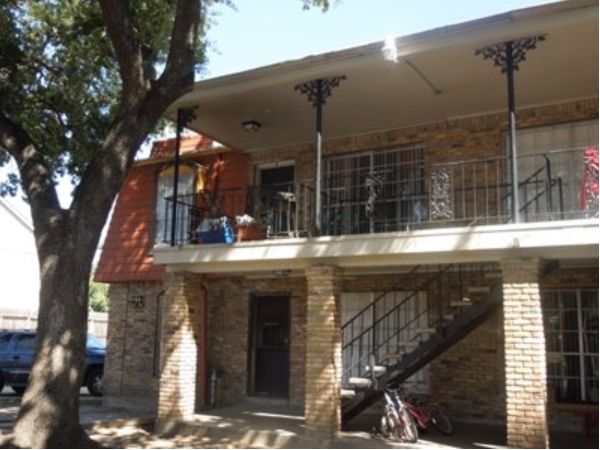 Balcony - Orchid Gulfton Apartments