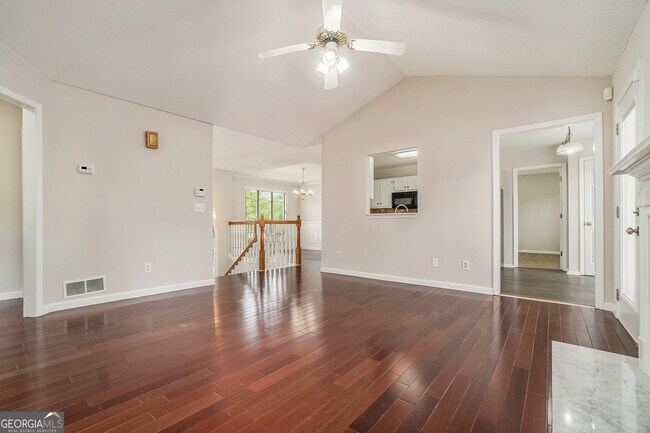 Building Photo - 4301 Starboard Dr