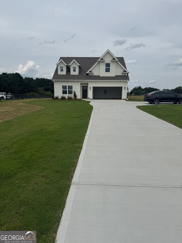 Foto principal - 1344 Perkins Rd