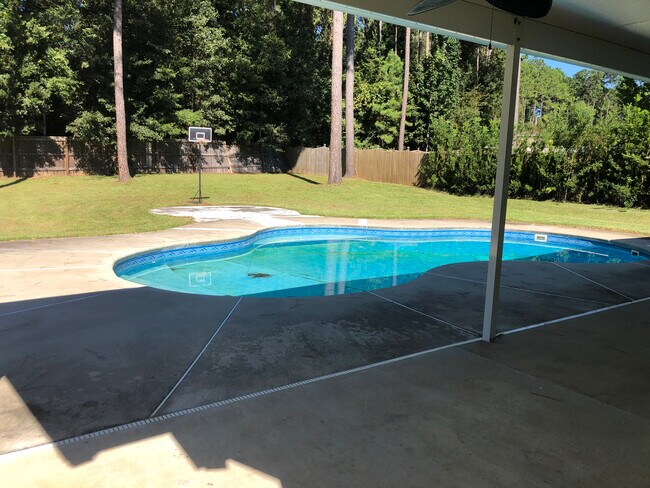 Pool - 3065 Adiron Way