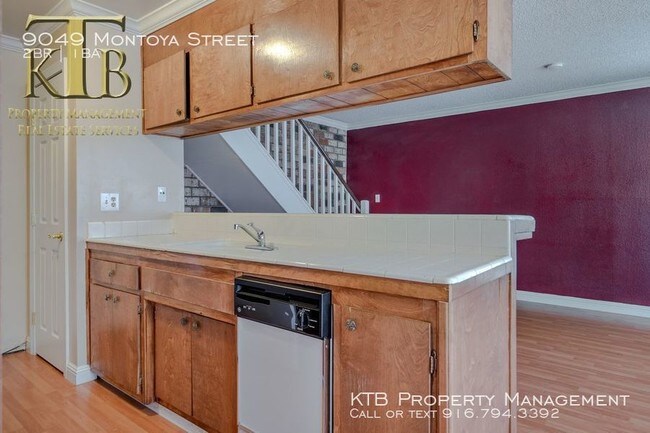 Building Photo - Spacious 2 bedroom in Sacramento