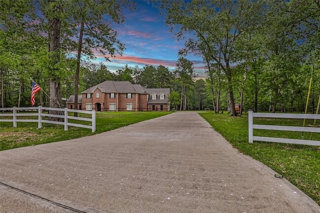 Building Photo - 29006 Reserve Bend Dr