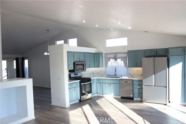 Foto del edificio - 44762 Shadowcrest Dr