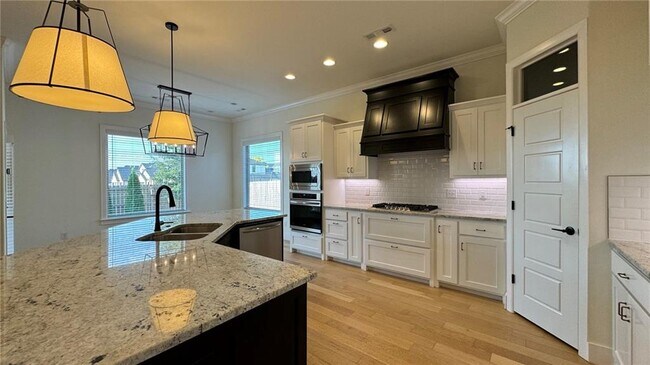 Foto del edificio - 5806 W Red Maple Dr