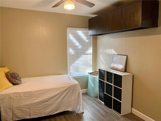 Foto del edificio - 1624 Aquarena Springs Dr